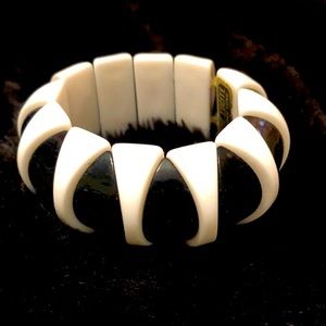 Restrung lucite black and white bracelet made in Hong Kong